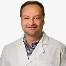 Dr. Arian Majko
