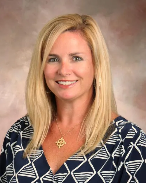 Dr. Jennifer L Segeleon, MD - Louisville, KY - Pediatrics, Internist/pediatrician