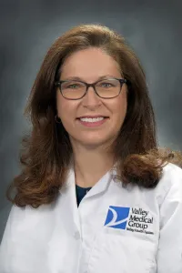 Dr. Angela D'alessandro, MD - Paramus, NJ - Physical Medicine & Rehabilitation, Orthopedic Surgery, Sports Medicine