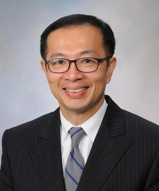 Dr. Tri A. Dinh, MD - Jacksonville, FL - Obstetrics & Gynecology, Gynecologist