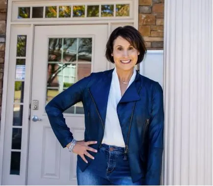 Dr. Julie Lyn Zweig, MD