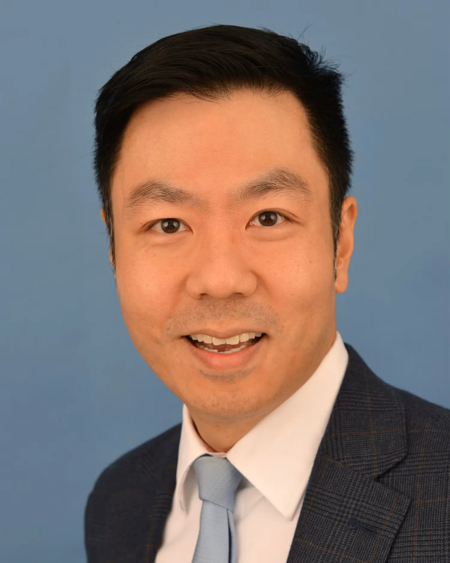 Dr. William W. Huang