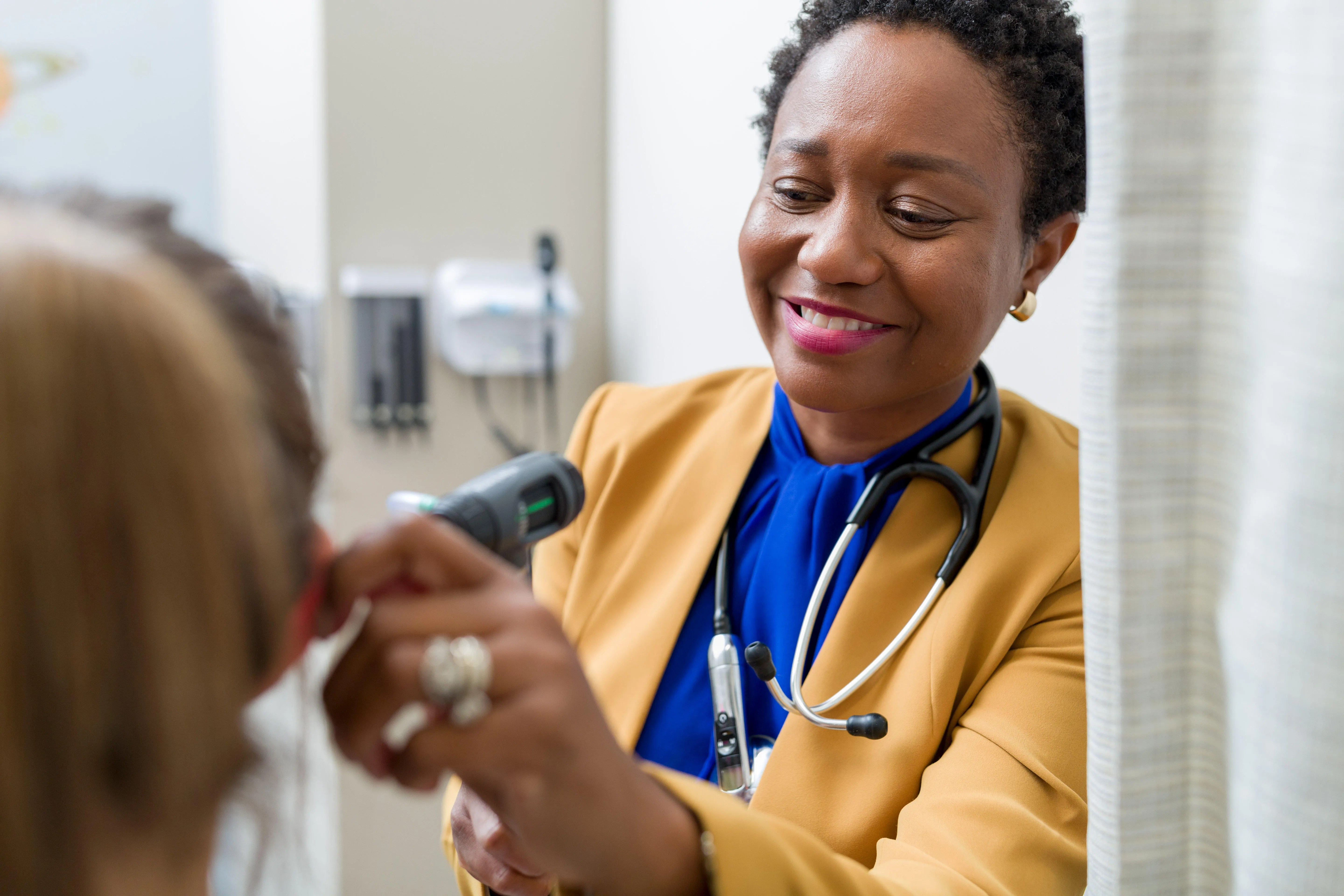 Dr. Adwoa Pinamang Osei, MD - Riverside, CA - Pediatrics