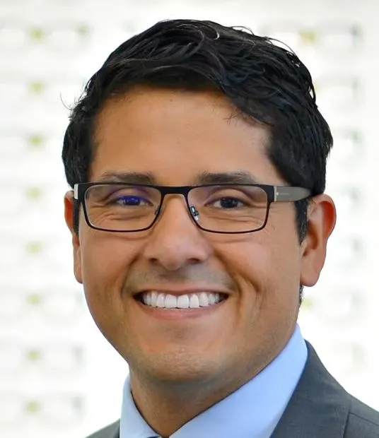 Dr. Efren Alejandro Gomez, MD