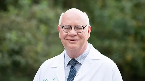 Dr. Robert L. Moss, MD - Reisterstown, MD - Internal Medicine, Geriatrician