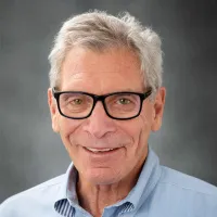 Dr. Robert Gleser, MD - Sonoma, CA - Internal Medicine