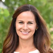 Dr. Laura Kukucska Le, DC - Houston, TX - Chiropractor